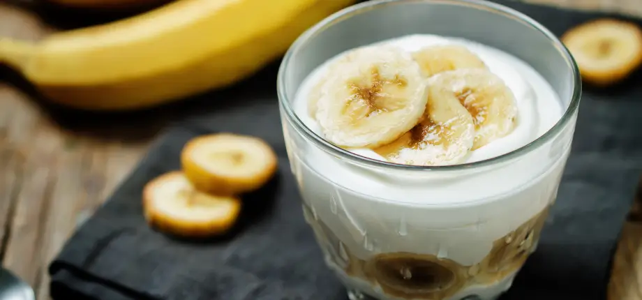 Receta de Yogurt Griego con Banano